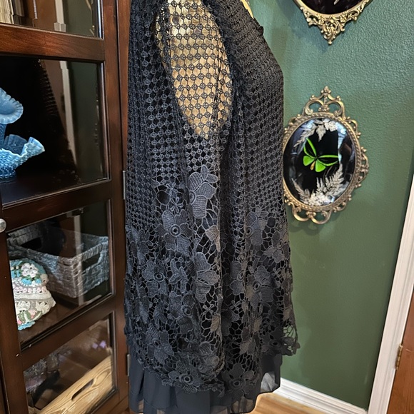 Pretty Angel Black Lace Blouse - Picture 2 of 6